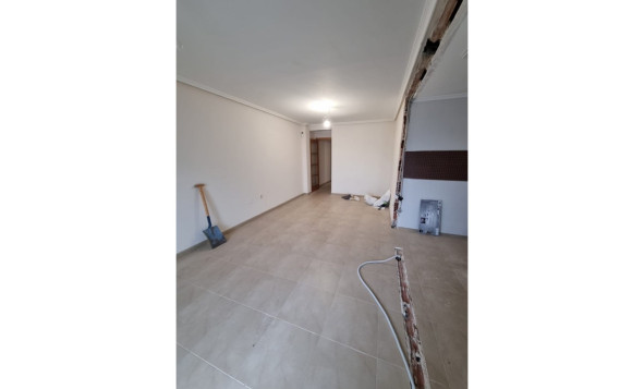 Herverkoop - 1. Appartement / flat - Torrevieja - Costa Blanca Zuid