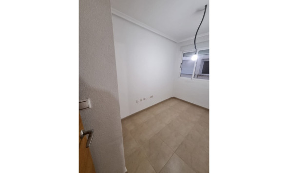 Herverkoop - 1. Appartement / flat - Torrevieja - Costa Blanca Zuid