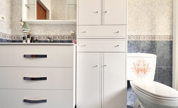 Herverkoop - 2. Town house / tussenwoning - Torrevieja - Costa Blanca Zuid