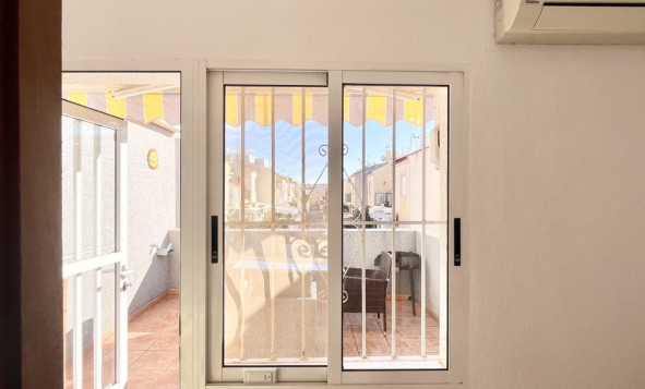 Herverkoop - 2. Town house / tussenwoning - Torrevieja - Costa Blanca Zuid