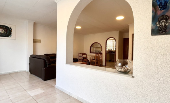 Herverkoop - 2. Town house / tussenwoning - Torrevieja - Costa Blanca Zuid