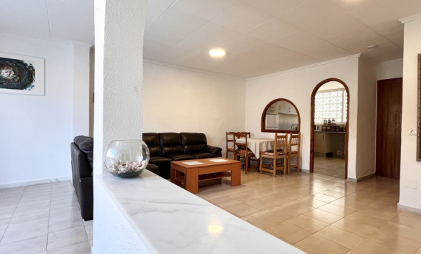 Herverkoop - 2. Town house / tussenwoning - Torrevieja - Costa Blanca Zuid