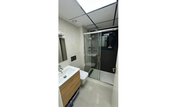 Herverkoop - 1. Appartement / flat - Torrevieja - Calas Blancas