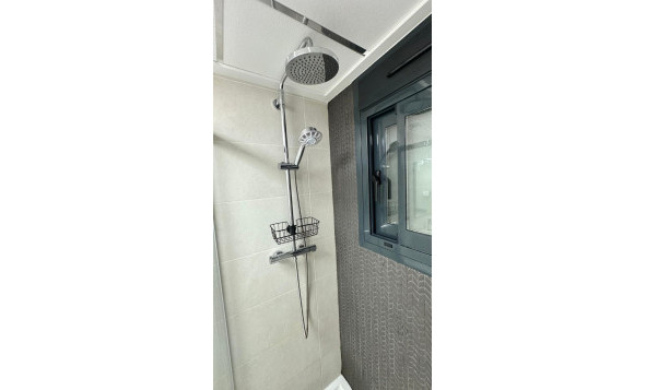 Herverkoop - 1. Appartement / flat - Torrevieja - Calas Blancas