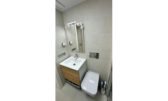 Herverkoop - 1. Appartement / flat - Torrevieja - Calas Blancas