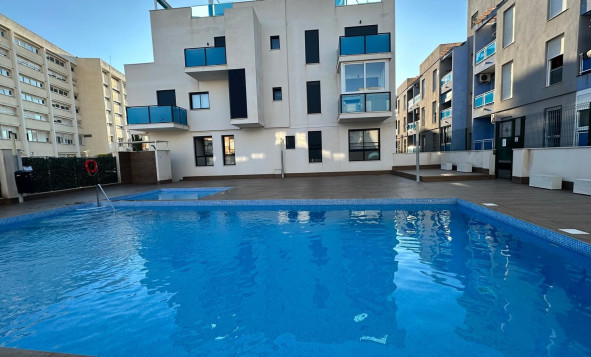 Herverkoop - 1. Appartement / flat - Torrevieja - Calas Blancas