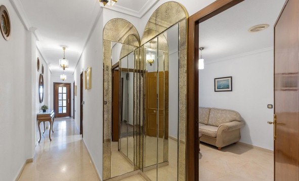 Herverkoop - 1. Appartement / flat - Torrevieja - Costa Blanca Zuid