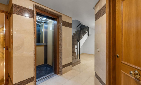 Herverkoop - 1. Appartement / flat - Torrevieja - Costa Blanca Zuid