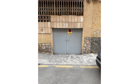 Herverkoop - Garage - Torrevieja - Costa Blanca Zuid
