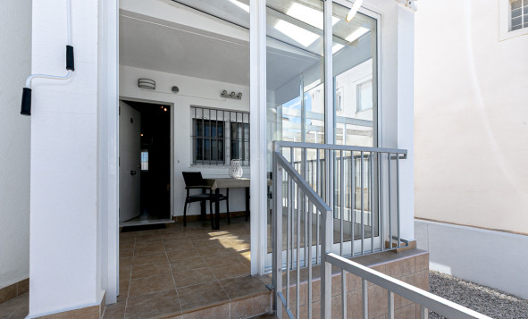 Herverkoop - 3. Halfvrijstaand huis - La Marina - Costa Blanca Zuid