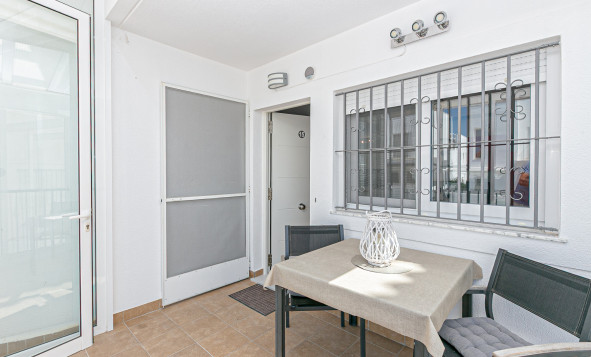 Herverkoop - 3. Halfvrijstaand huis - La Marina - Costa Blanca Zuid