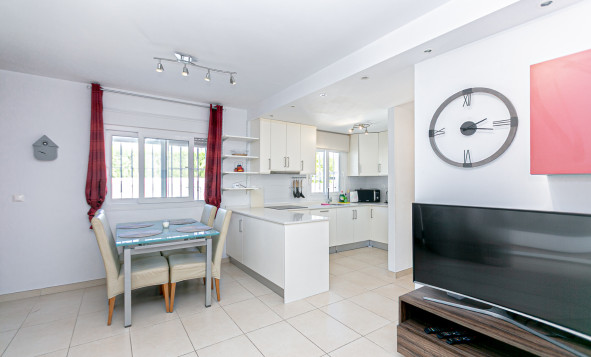 Herverkoop - 3. Halfvrijstaand huis - La Marina - Costa Blanca Zuid