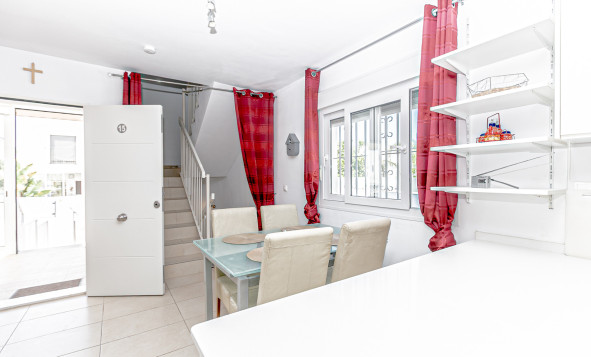 Herverkoop - 3. Halfvrijstaand huis - La Marina - Costa Blanca Zuid