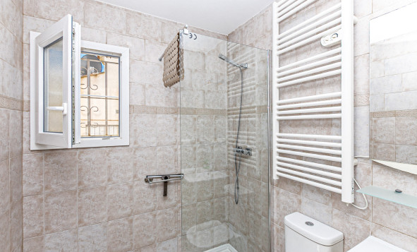 Herverkoop - 3. Halfvrijstaand huis - La Marina - Costa Blanca Zuid