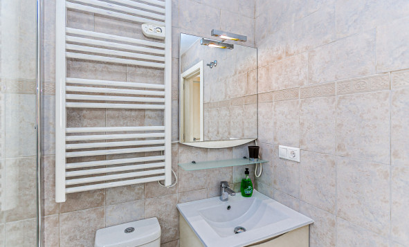 Herverkoop - 3. Halfvrijstaand huis - La Marina - Costa Blanca Zuid