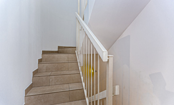 Herverkoop - 3. Halfvrijstaand huis - La Marina - Costa Blanca Zuid