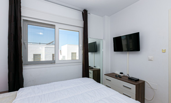 Herverkoop - 3. Halfvrijstaand huis - La Marina - Costa Blanca Zuid