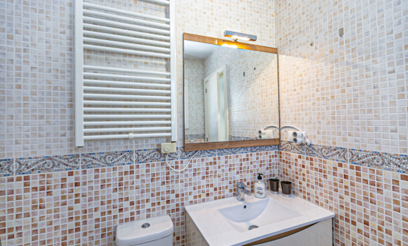 Herverkoop - 3. Halfvrijstaand huis - La Marina - Costa Blanca Zuid