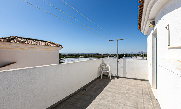 Herverkoop - 3. Halfvrijstaand huis - La Marina - Costa Blanca Zuid