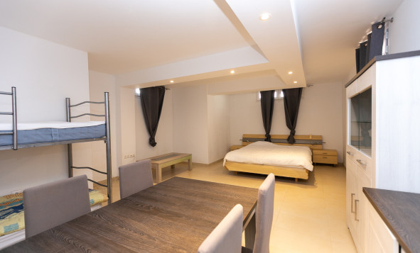 Herverkoop - 3. Halfvrijstaand huis - La Marina - Costa Blanca Zuid