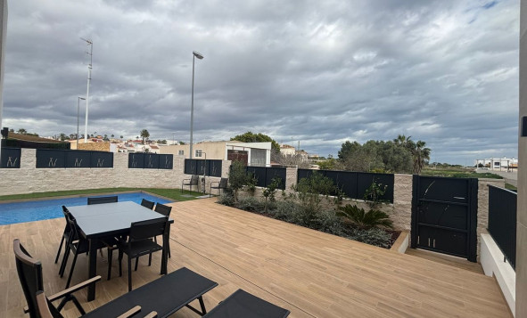 Herverkoop - 3. Halfvrijstaand huis - Ciudad Quesada - Costa Blanca Zuid