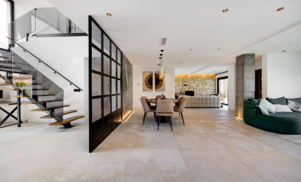 Resale - 3. Semi-detached house - Torrevieja - Costa Blanca South