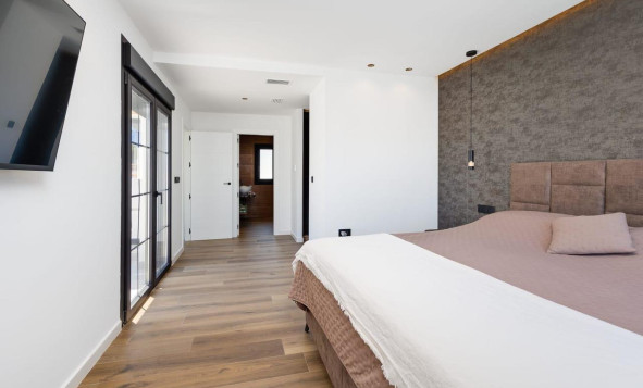 Resale - 3. Semi-detached house - Torrevieja - Costa Blanca South