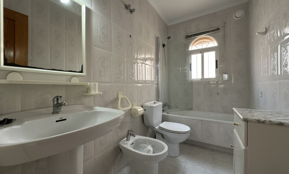 Herverkoop - 1. Appartement / flat - La Mata - Costa Blanca Zuid