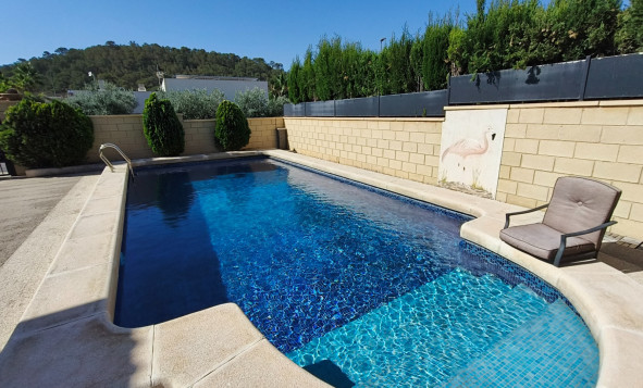 Herverkoop - 6. Vrijstaande villa - La Romana - Costa Blanca Noord