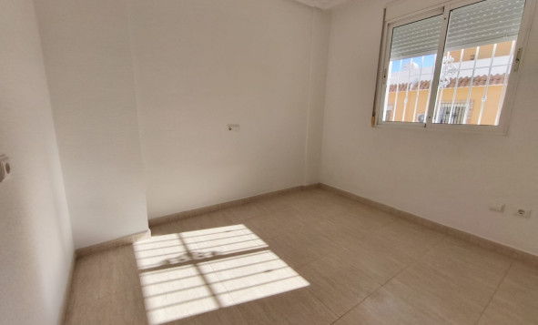 Herverkoop - 4. Halfvrijstaande villa - Ciudad Quesada - Costa Blanca Zuid