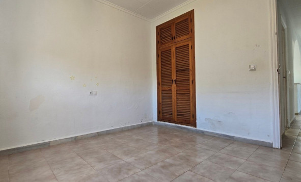 Herverkoop - 3. Vrijstaande villa - Torrevieja - El Chaparal