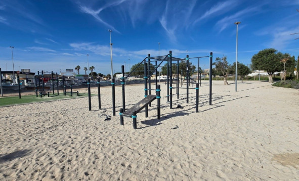 Herverkoop - 3. Vrijstaande villa - Torrevieja - El Chaparal