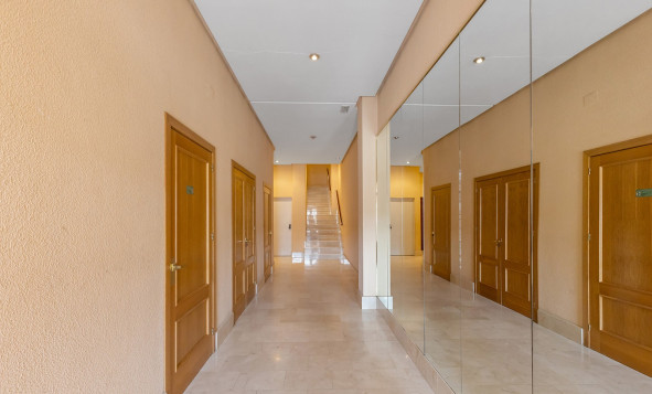 Reventa - 1. Apartamento / piso - Los Montesinos - Costa Blanca Sur