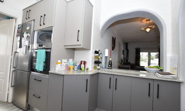 Herverkoop - 3. Vrijstaande villa - Algorfa - Costa Blanca Zuid