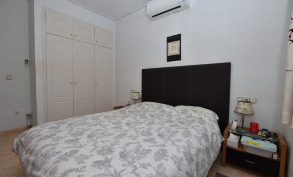 Herverkoop - 3. Vrijstaande villa - Algorfa - Costa Blanca Zuid