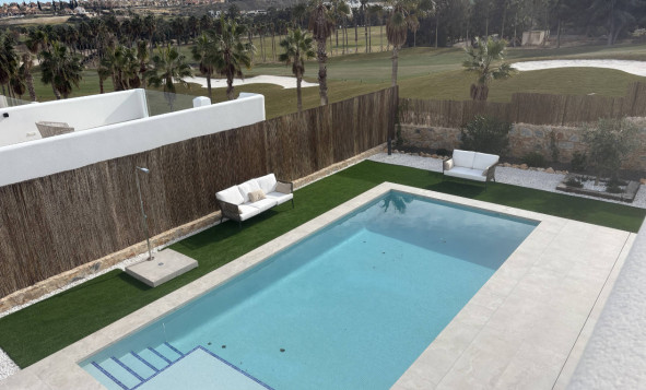 Herverkoop - 3. Vrijstaande villa - Algorfa - Costa Blanca Zuid
