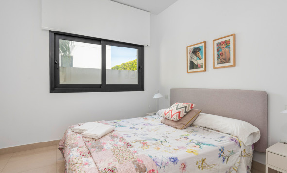 Herverkoop - 3. Vrijstaande villa - Ciudad Quesada - La Laguna