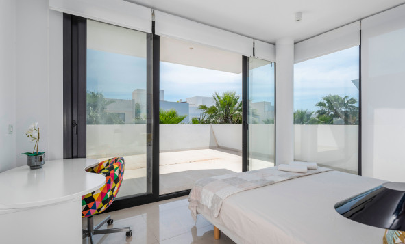 Herverkoop - 3. Vrijstaande villa - Ciudad Quesada - La Laguna