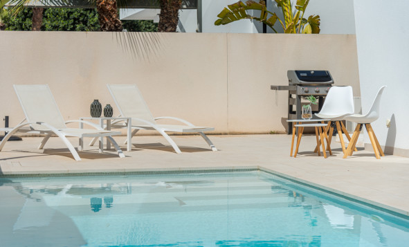 Herverkoop - 3. Vrijstaande villa - Ciudad Quesada - La Laguna