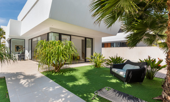 Herverkoop - 3. Vrijstaande villa - Ciudad Quesada - La Laguna