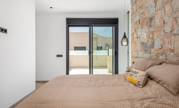 Herverkoop - 3. Vrijstaande villa - Ciudad Quesada - Pueblo Lucero