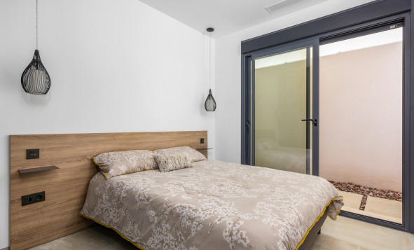 Herverkoop - 3. Vrijstaande villa - Ciudad Quesada - Pueblo Lucero