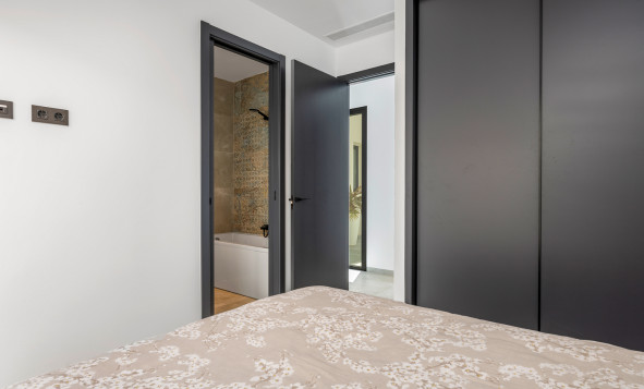 Herverkoop - 3. Vrijstaande villa - Ciudad Quesada - Pueblo Lucero