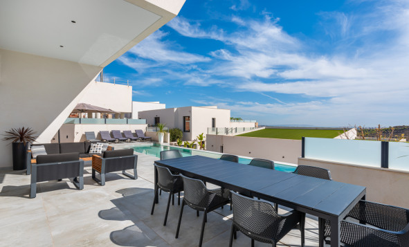 Herverkoop - 3. Vrijstaande villa - Ciudad Quesada - Pueblo Lucero