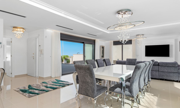 Resale - 3. Detached house - San Miguel de Salinas - Las Comunicaciones