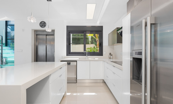 Resale - 3. Detached house - San Miguel de Salinas - Las Comunicaciones