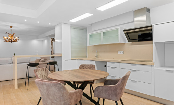 Resale - 3. Detached house - San Miguel de Salinas - Las Comunicaciones