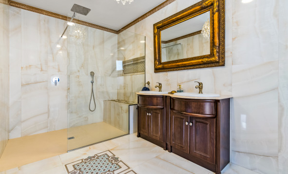 Herverkoop - 3. Vrijstaande villa - Ciudad Quesada - Costa Blanca Zuid