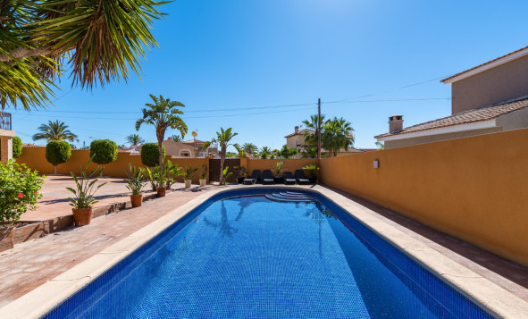 Herverkoop - 3. Vrijstaande villa - Ciudad Quesada - Costa Blanca Zuid