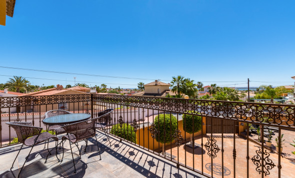 Herverkoop - 3. Vrijstaande villa - Ciudad Quesada - Costa Blanca Zuid